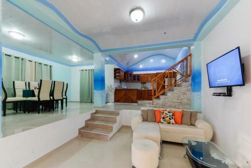 Posada Faych House