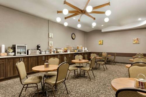 Motel Travelodge By Wyndham Lethbridge
