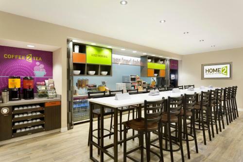 Hotel Home2 Suites By Hilton Milton Ontario