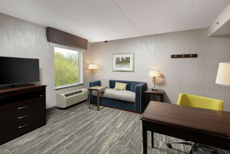 Hotel Hampton Inn & Suites By Hilton Barrie