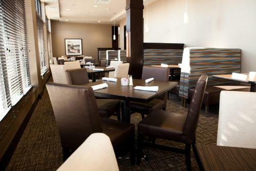 Holiday Inn Hotel & Suites Red Deer