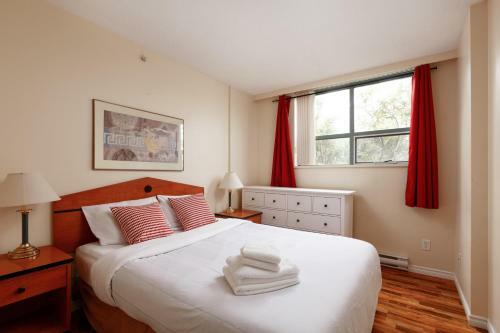Cozy Apartment Near Minoru Park