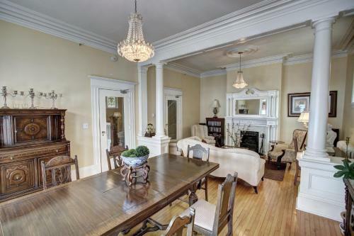 Bed & Breakfast Banberry House Heritage Inn