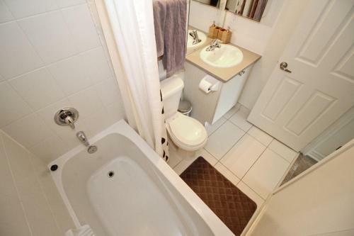 Luxury 3 Br Dt Apartment Toronto, On, Canada
