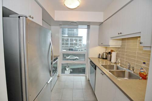 Luxury 3 Br Dt Apartment Toronto, On, Canada