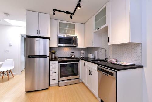 Apartamentos Lee Chong Luxury Vacation Rentals