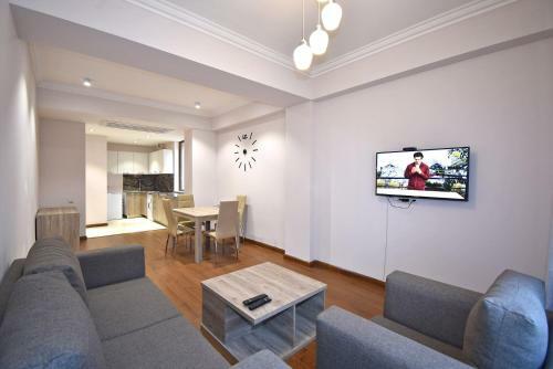 Luxury Apartments Just Near Republic Square