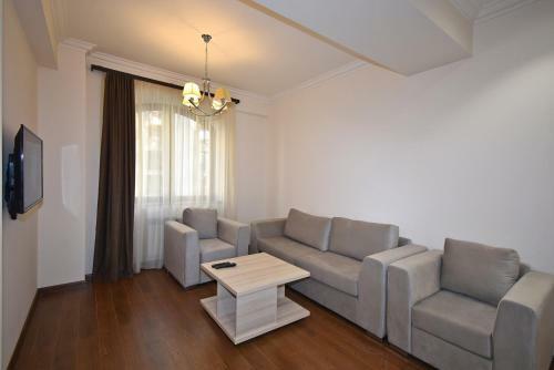 Luxury Apartments Just Near Republic Square