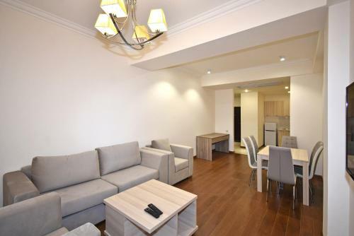 Luxury Apartments Just Near Republic Square