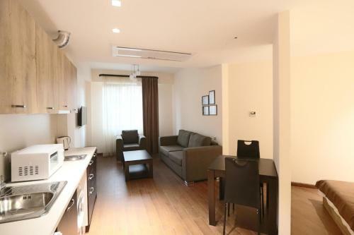 Luxury Apartments Just Near Republic Square