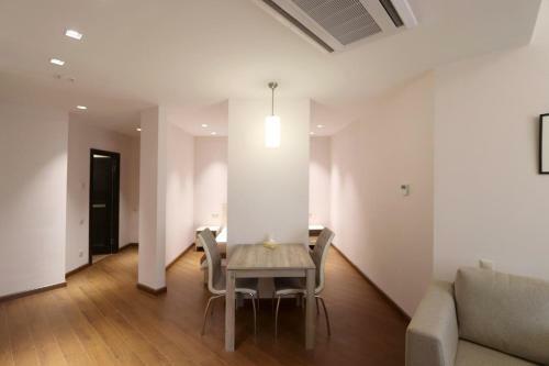 Luxury Apartments Just Near Republic Square