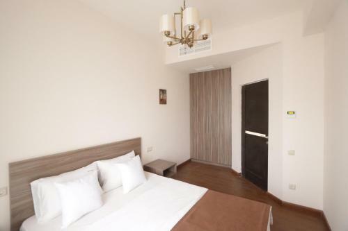Luxury Apartments Just Near Republic Square