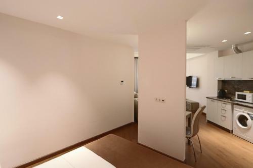 Luxury Apartments Just Near Republic Square