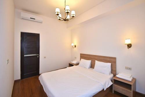 Luxury Apartments Just Near Republic Square