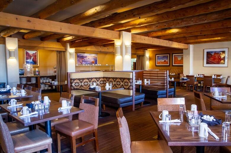 Hotel Courtyard By Marriott At Lake Powell - Page