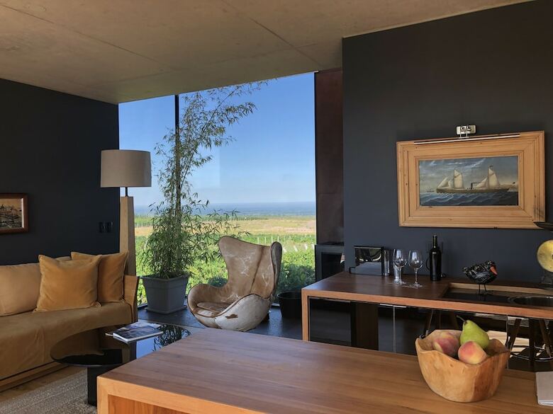 Hotel Casa De Uco Vineyards And Wine Resort