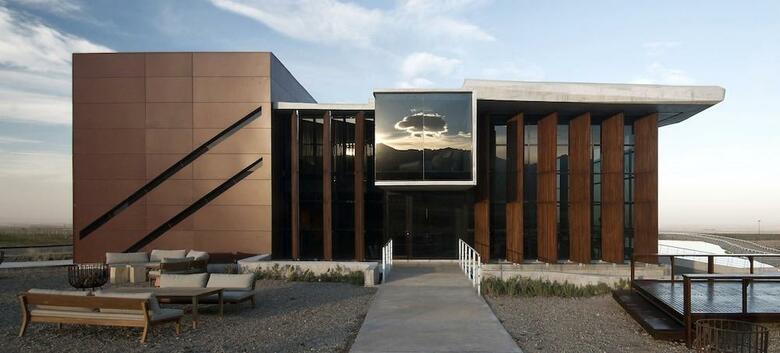 Hotel Casa De Uco Vineyards And Wine Resort