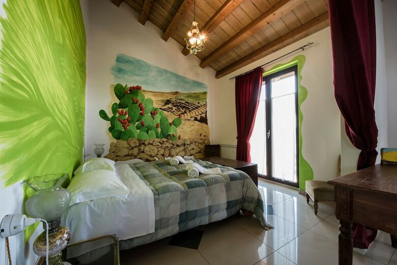 Bed & Breakfast La Casa Rossa Country House