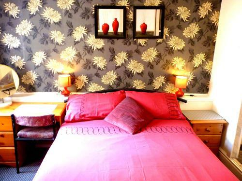 Hostal Come Ye In
