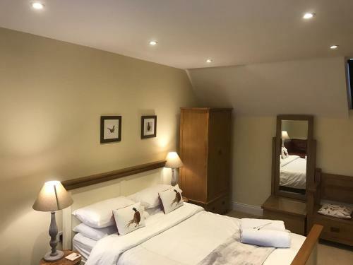 The Lodge At Broadway
