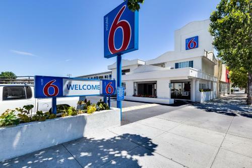 Hotel Motel 6 San Jose Convention Center