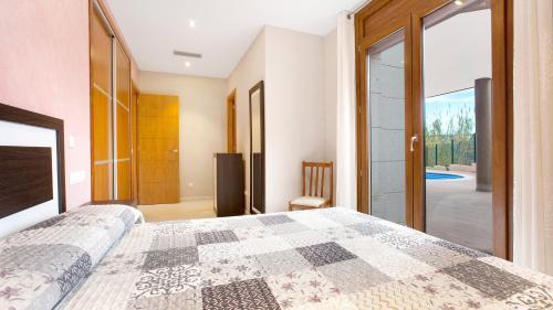 Lloret De Mar Villa Sleeps 8