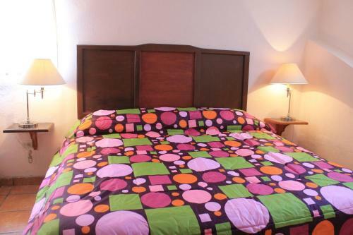 Hotel 12 Reales