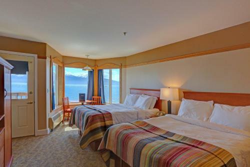 Hotel Land's End Resort
