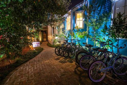 Apartamentos Five Br - Sleeps 10! Steps From French Quarter