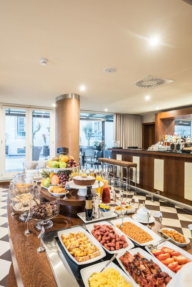 Hotel Vila Gale Porto Ribeira