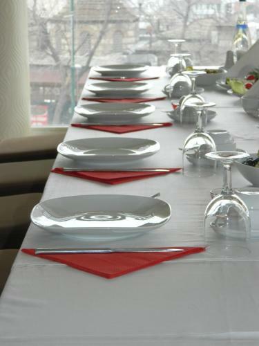 Hotel Arti�