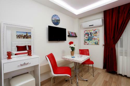 Hotel Taksim Istiklal Suites
