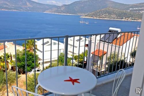 Kalkan Villa Sleeps 8 Pool Air Con Wifi