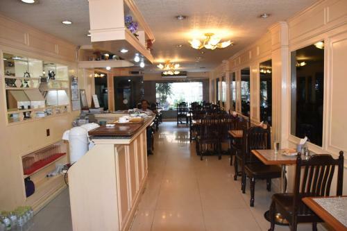 Posada Woodlands Inn