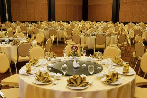 Hotel Novotel Chumphon Beach Resort And Golf