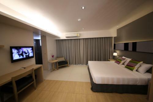Hotel The Sun Xclusive