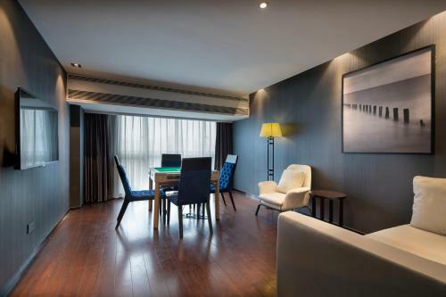 Zhonghao International Hotel