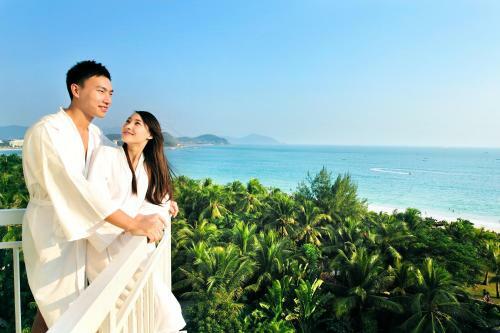 Hotel Sunshine Resort Intime Sanya