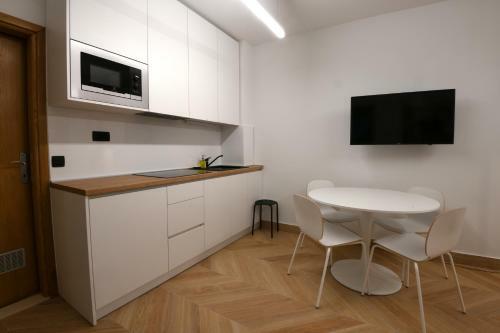 Aparthotel Milenij