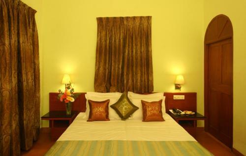 Hotel Lambana Resort