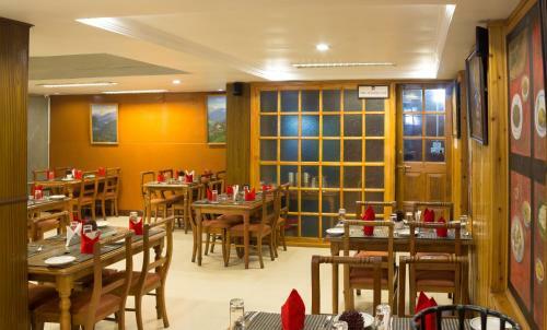 Hotel Mount Himalayan Resort