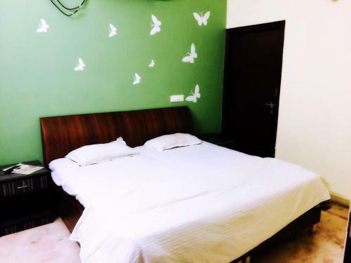 Hostal Pearl Guest House