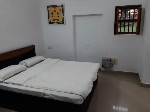 Hotel Tourist Village Khajuraho