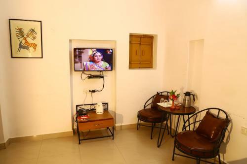 Hotel Tourist Village Khajuraho