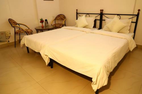 Hotel Tourist Village Khajuraho