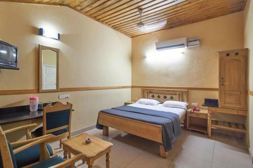 Hotel Maple Regency
