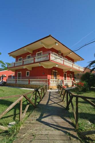 Haroula Apartments
