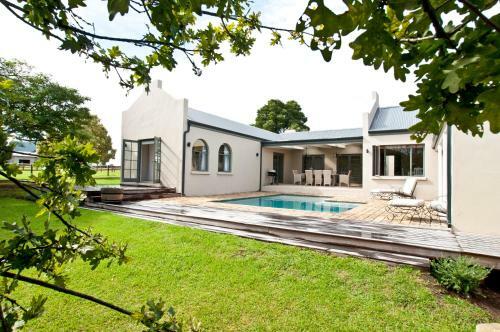 Villa Rare Earth Country House