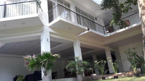 Hotel Sudunelum Holiday Resort
