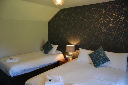 Hotel Llanerch Inn
